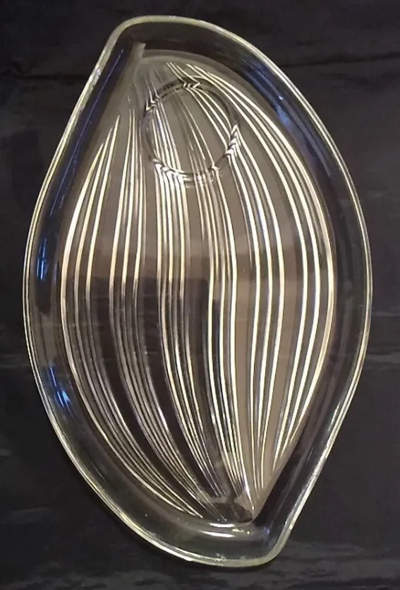 Vintage 'Hawaiian Leaf' Luncheon/Snack Plate