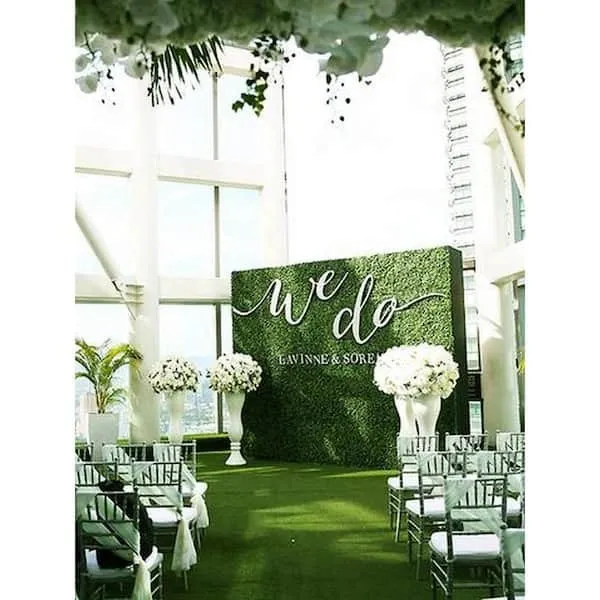 9 x12 Boxwood wedding backdrop