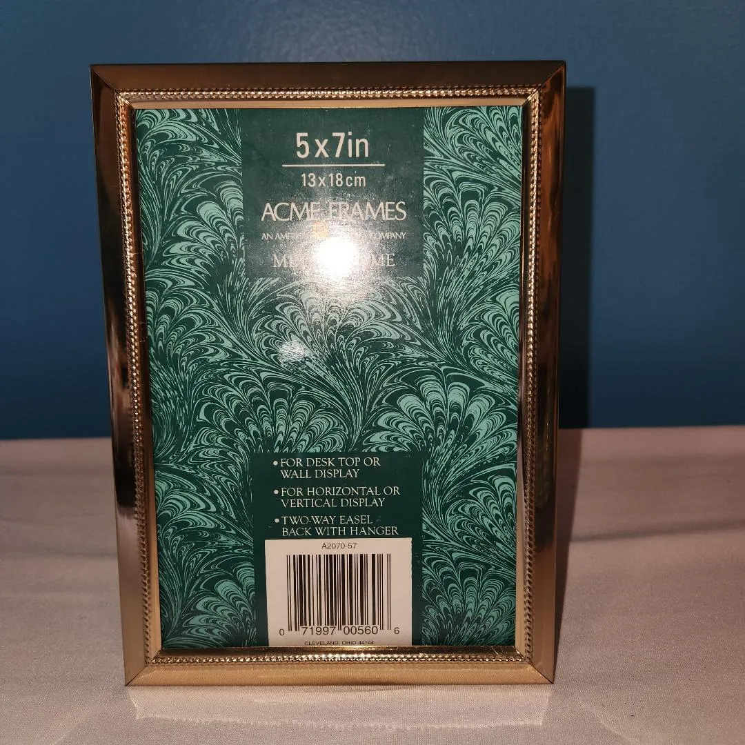 Golden Frame 5x7 Easel Back             GF 6