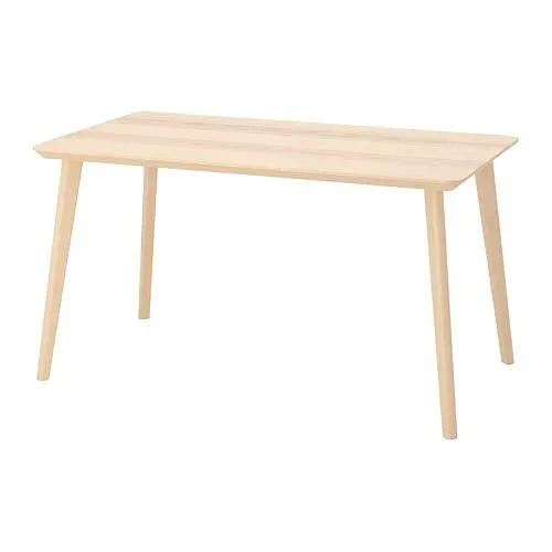 Mesa retangular de madeira Nordic
