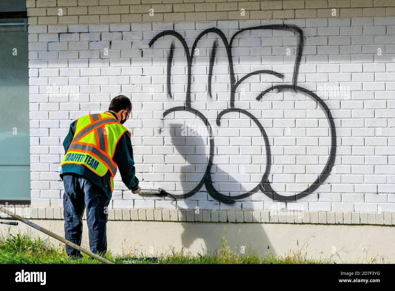 graffiti removal
