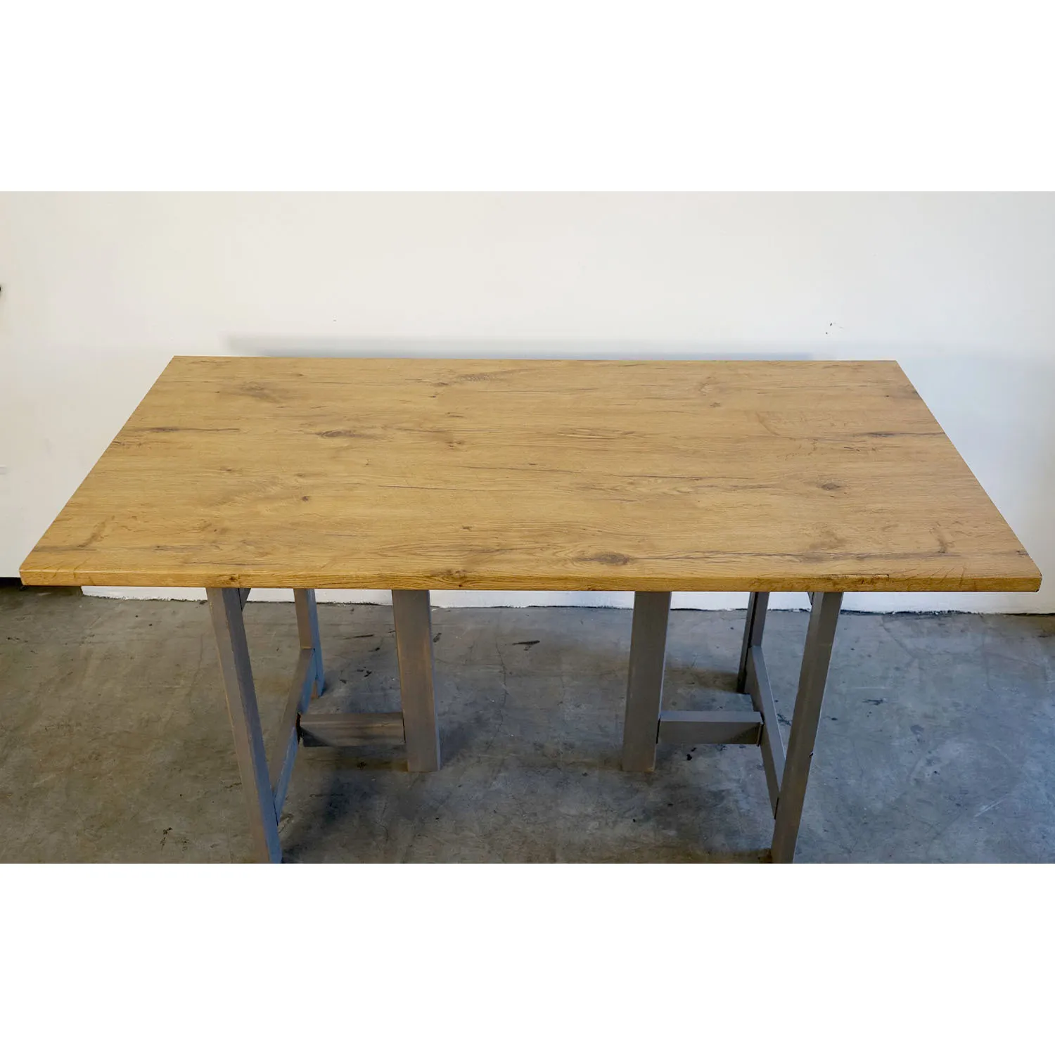 Oak Veneer Surface