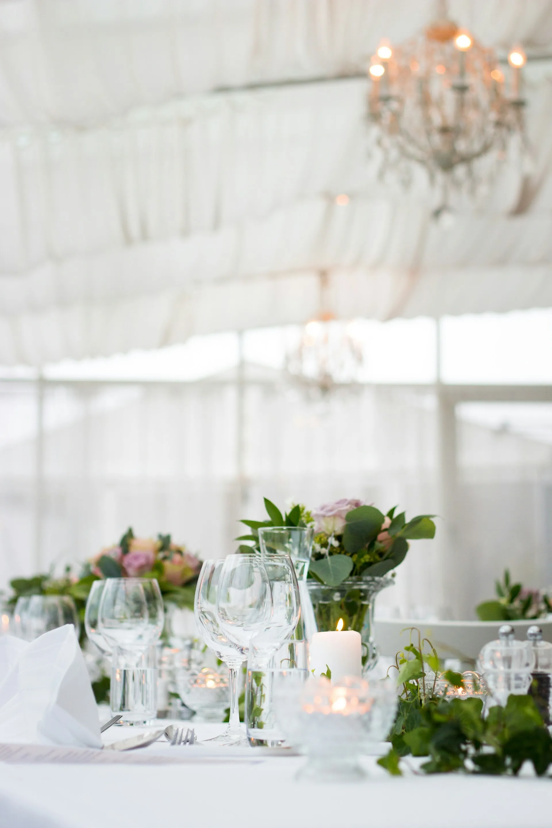 Clean Glass Decor