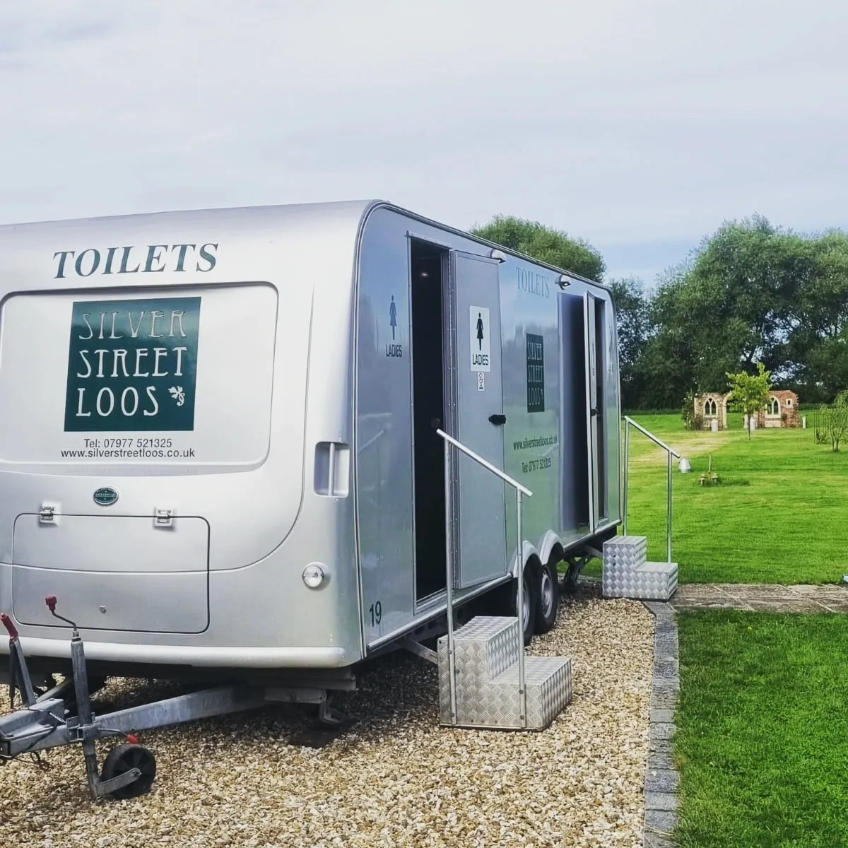 Loo Trailer - 3+1