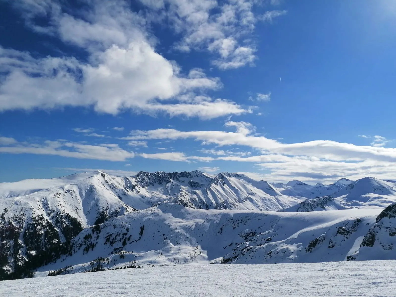 Bansko Ski & Snowboard Rentals SkiPlusBansko Equipment