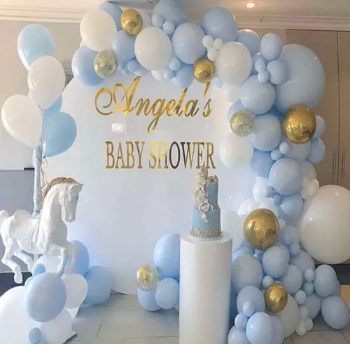 Arche de ballons bleue bébé, or, blanc