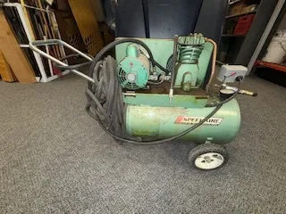 Air Compressor- Brand:Speedaire