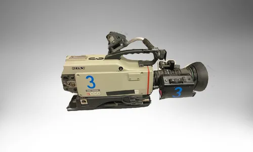 Camcorder 'Sony DXC-3000A' | Props & Film Resources