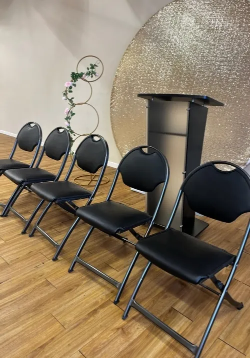 Dlux small folding chair store