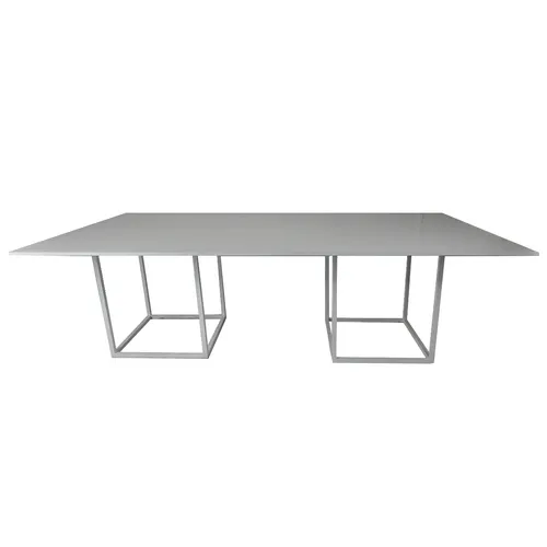 Tables & Runners ZAD Hiring