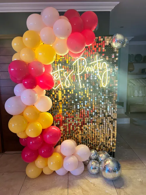 Shimmer Gold Backdrop 2m x 1.5m