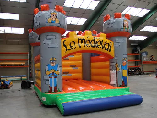 Jeux Gonflable Médiéval 3mx4m Hauteur 3m