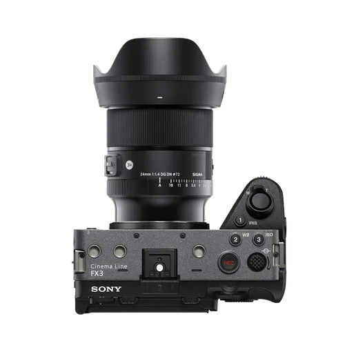 Sony FX3 + 24mm Lens