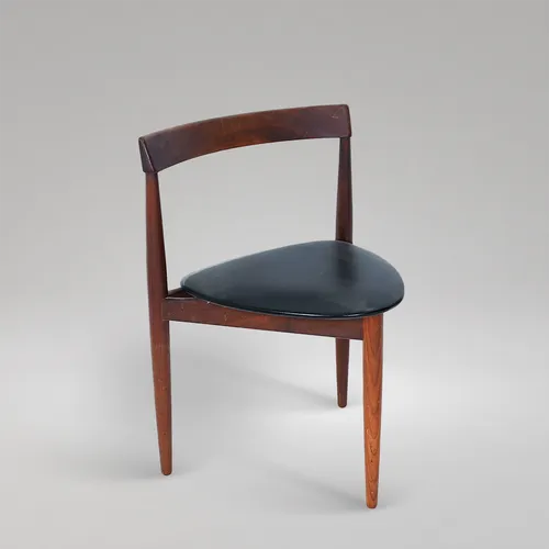 Chaise tripode de Hans Olsen pour Fremjole