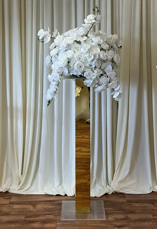 60 cm White Rose Flower Ball Centerpiece