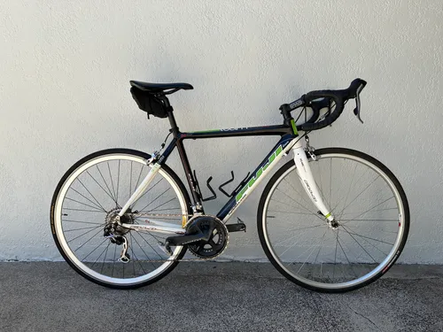 52cm Fuji (Carbon)