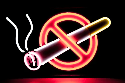 Neonleuchte Rauchen verboten
