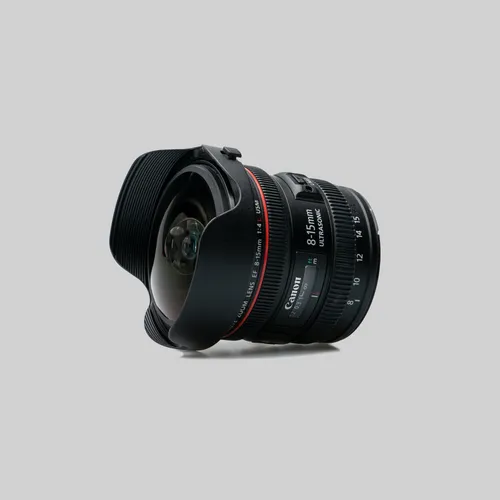 Canon EF 8-15mm f/4L Fisheye