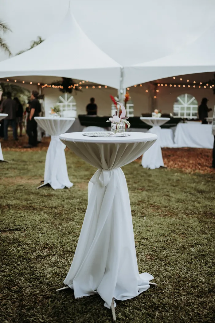 tablecloth-rental-near-me-ggdreamyevents